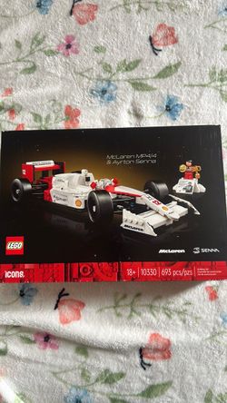 LEGO Icons McLaren MP4/4 & Ayrton Senna 10330