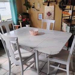 5 Piece Elegant Table & Chairs