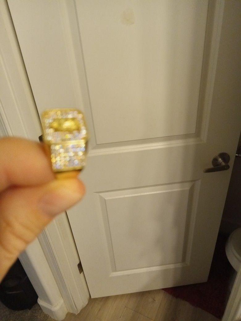 Nice Real Gold Ring 10k Like 6 Grams  Size 11/12 Dimonds Are Cubic Zirconia 