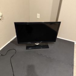 32 Inch TV - 720P