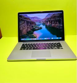 Apple MacBook Pro 15” Retina i7/16GB/500GB SSD $350