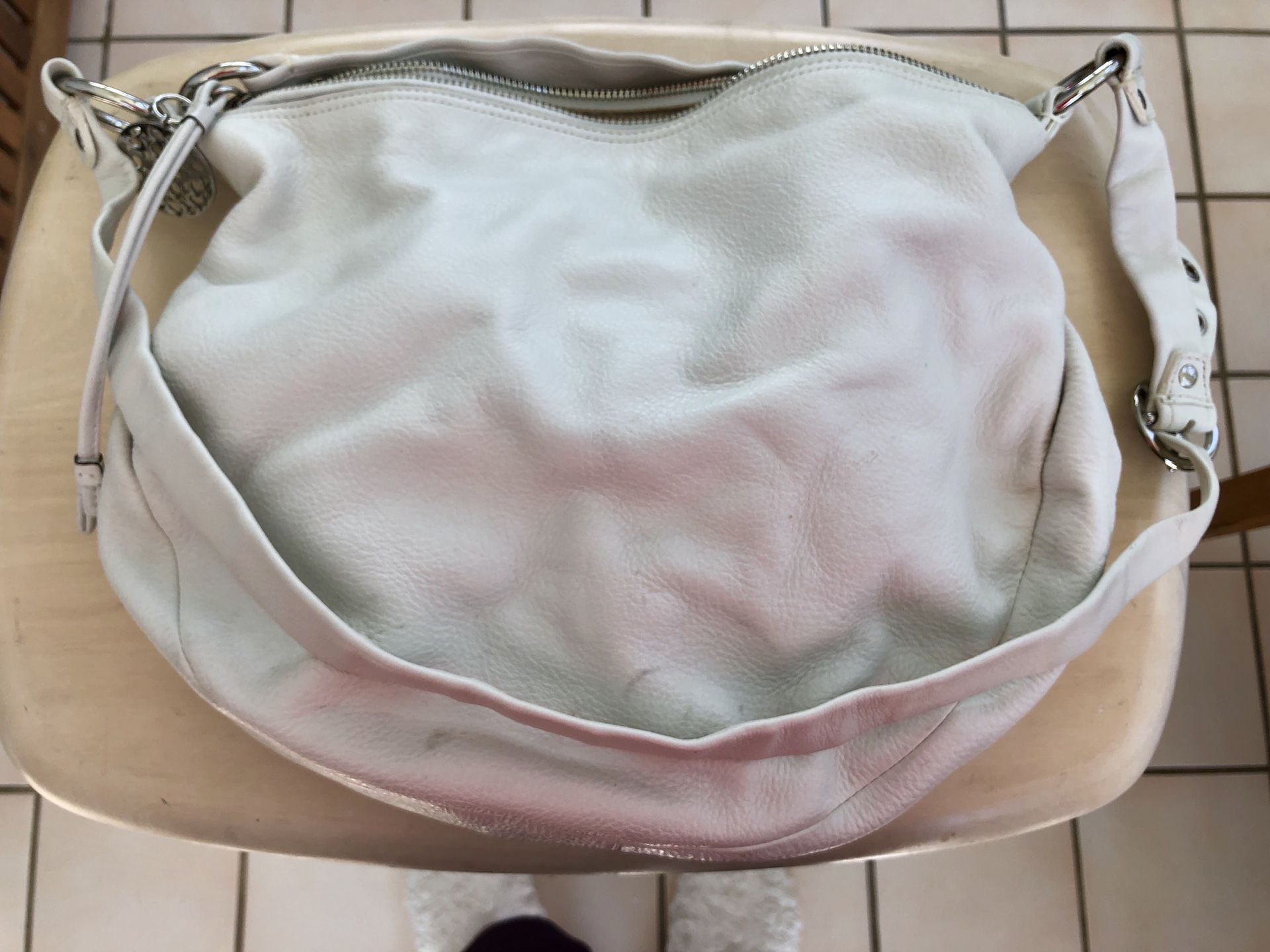 Coach Ali white leather Hobo purse n great condition