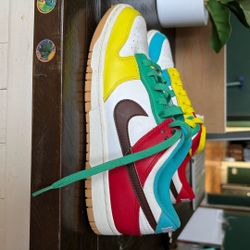 Nike Dunks 
