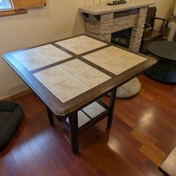 Counter Height Table And 4 Chairs