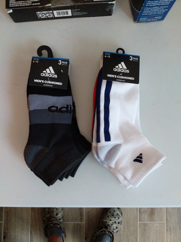 Six Pack Of Brand New Adidas Short Size Large 6-12