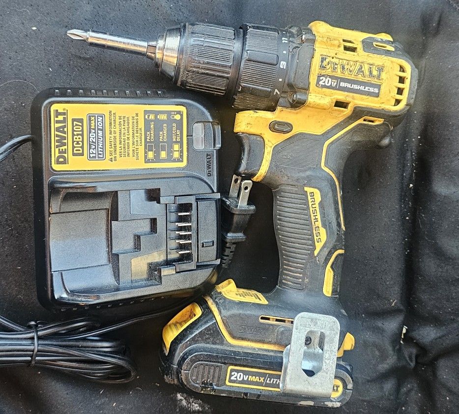20v Dewalt Atomic Compact Drill 