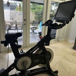 Nordictrack S22i Black Bike