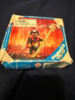 Vintage Retired 1999 Playmobil Special set 4561 Devil  NEW damaged box see pics