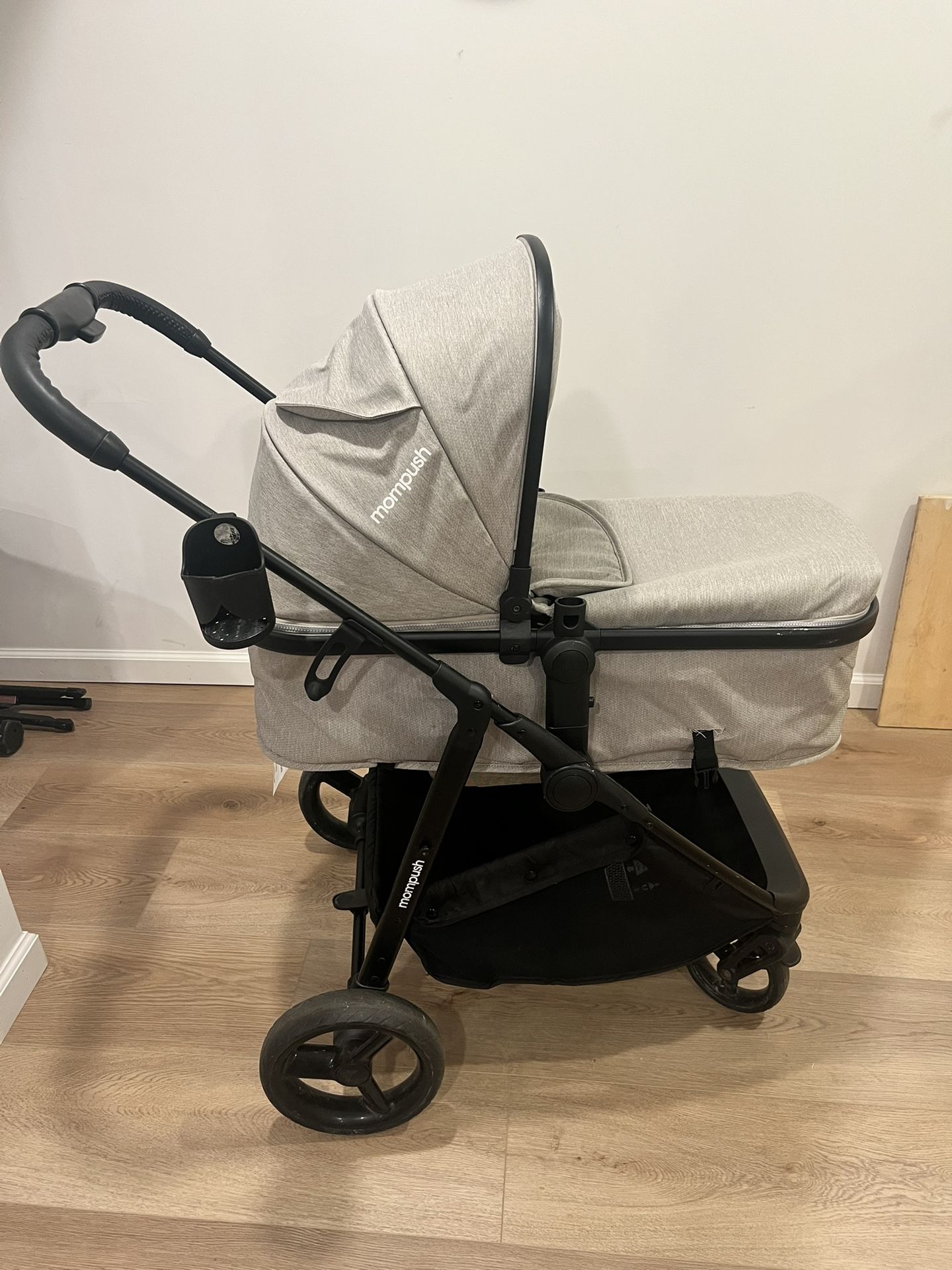 Mompush Stroller/Bassinet Combo
