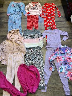 Girls size medium 7/8 winter pajamas