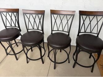 Bar chairs for sale! Priced to sell!