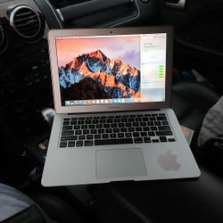 Apple MacBook Air