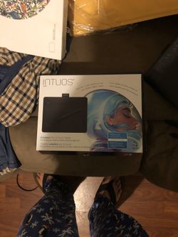 Wacom intuos creative pen and touch art tablet