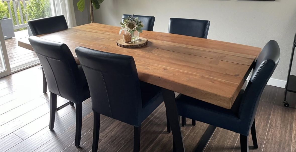 Crate and barrel Dining Table And Chairs