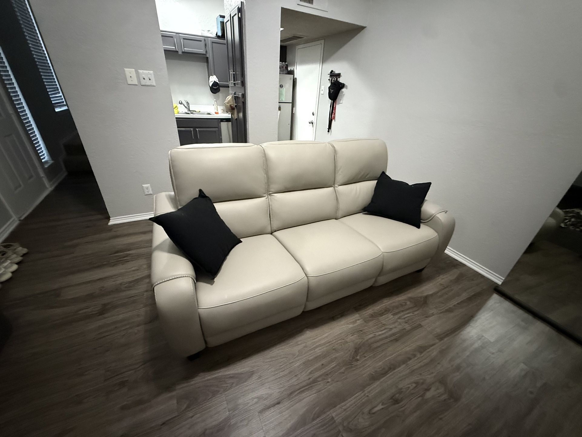Couch/Sofa