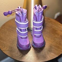 Toddler Lands' End Snow Boots. Size 5