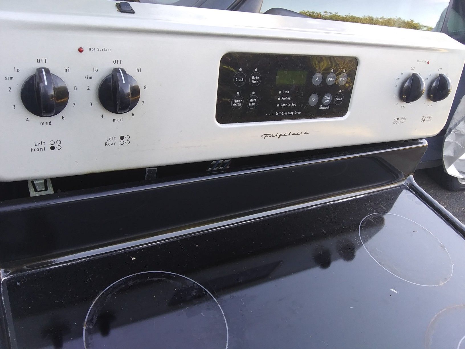 Free Frigidaire glass top stove for parts or repair. for Sale in