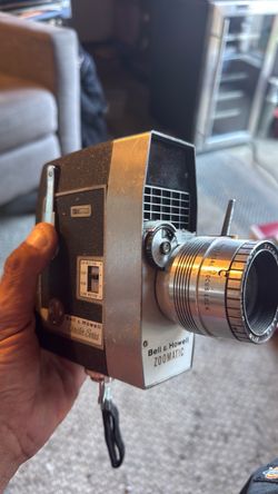 Vintage camera don’t know if works