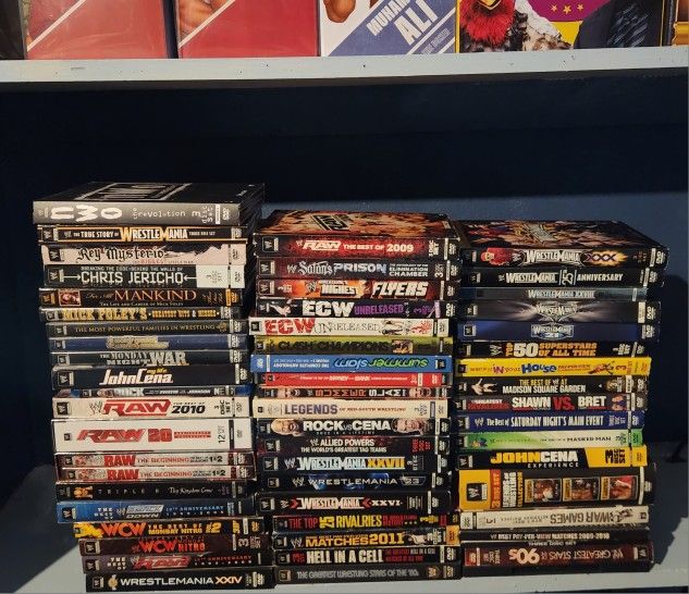 Wwe/wwf Figures,cards, Dvds