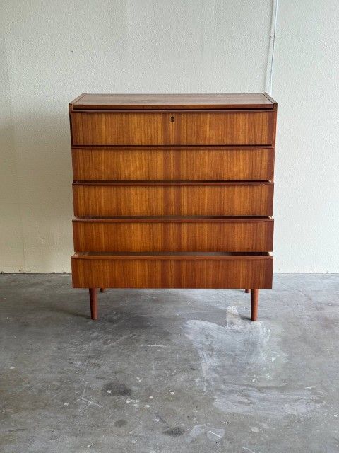 Mid Century Danish Teak 5-Drawer Highboy Dresser - Minimalist Scandinavian Tallboy Chest 1960s