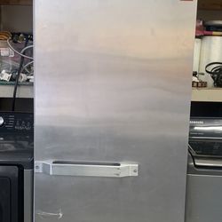 FREZZER AND REFRIGERATOR COMMERCIAL 2 IN 1
