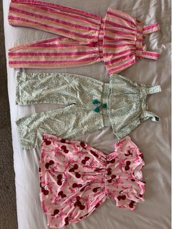 Girls Matching outfits $10