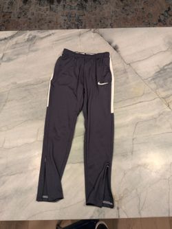 Nike soccer warm up pants, your medium