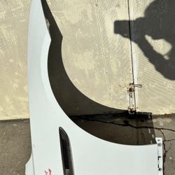 2018 Jaguar XF Fender Righ Side