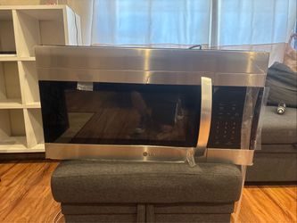 LG 30” Microwave
