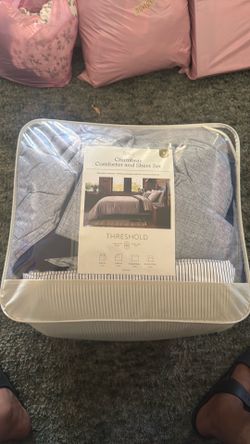 Queen comforter