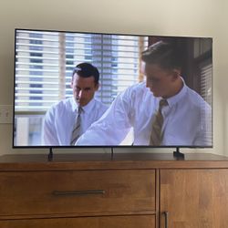 Samsung 55” UHD 4K smart TV - Like New