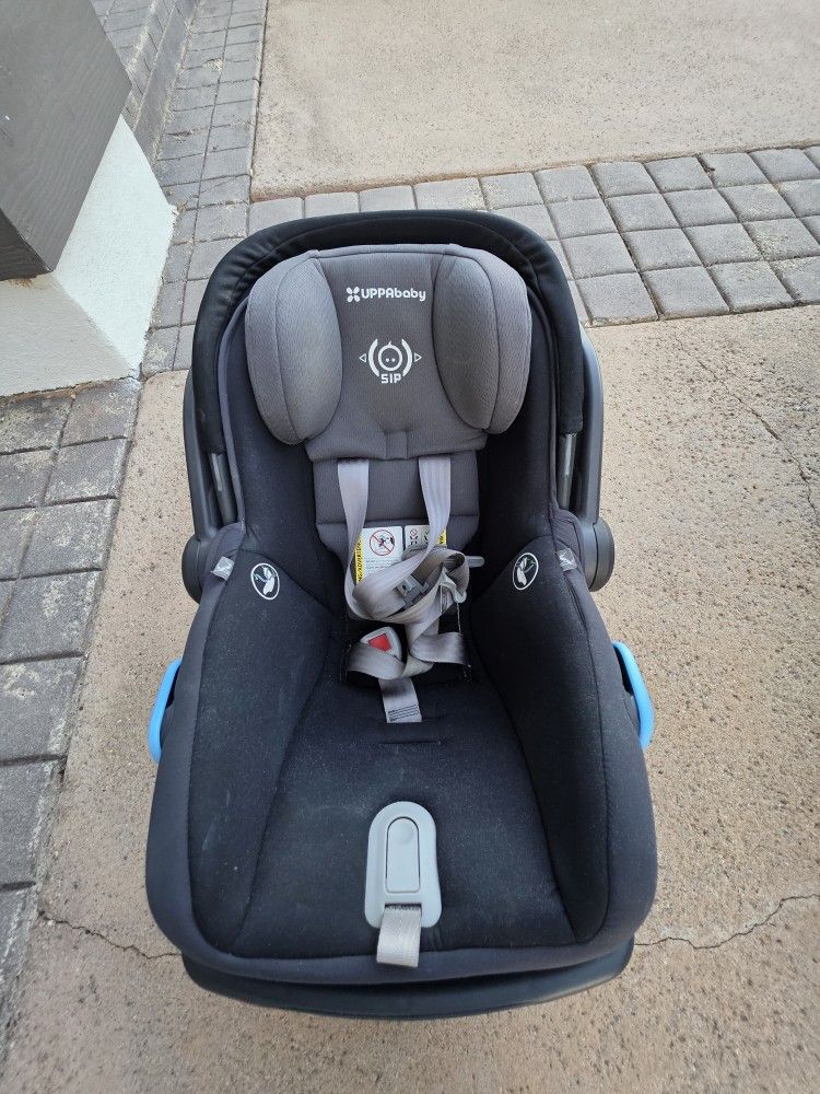 Uppa Baby Mesa Infant Carseat