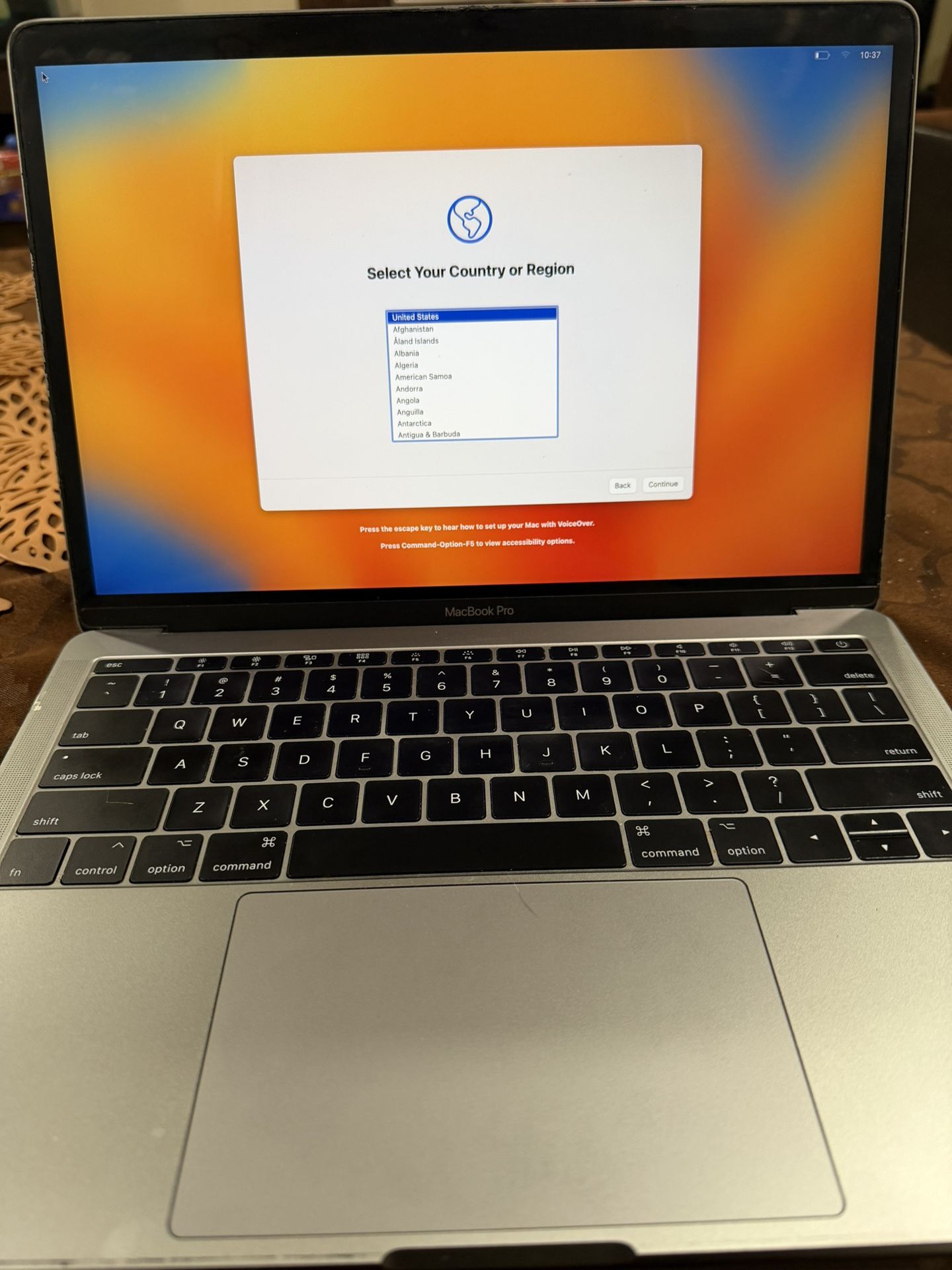 MacBook Pro 13 inch 2017 Intel Core i5 
