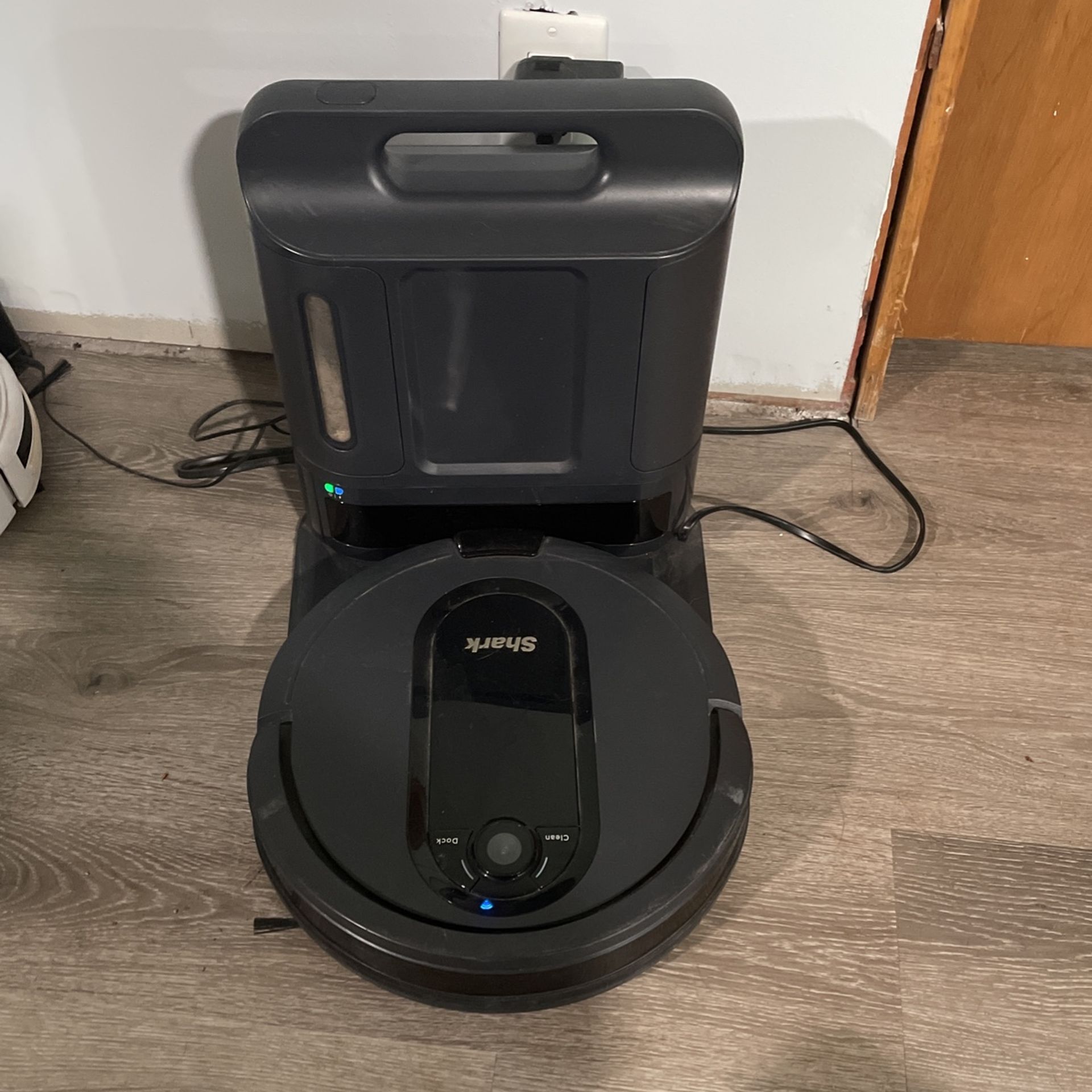 Shark Robot Vacuum