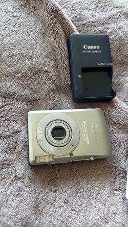 Canon PowerShot SD630 Digital Camera Bundle