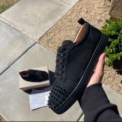 Red bottoms designer shoes