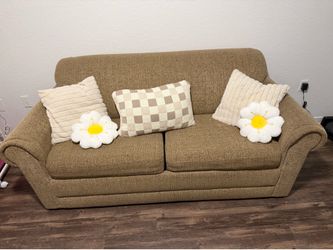 La-Z-Boy Pull out Sofa