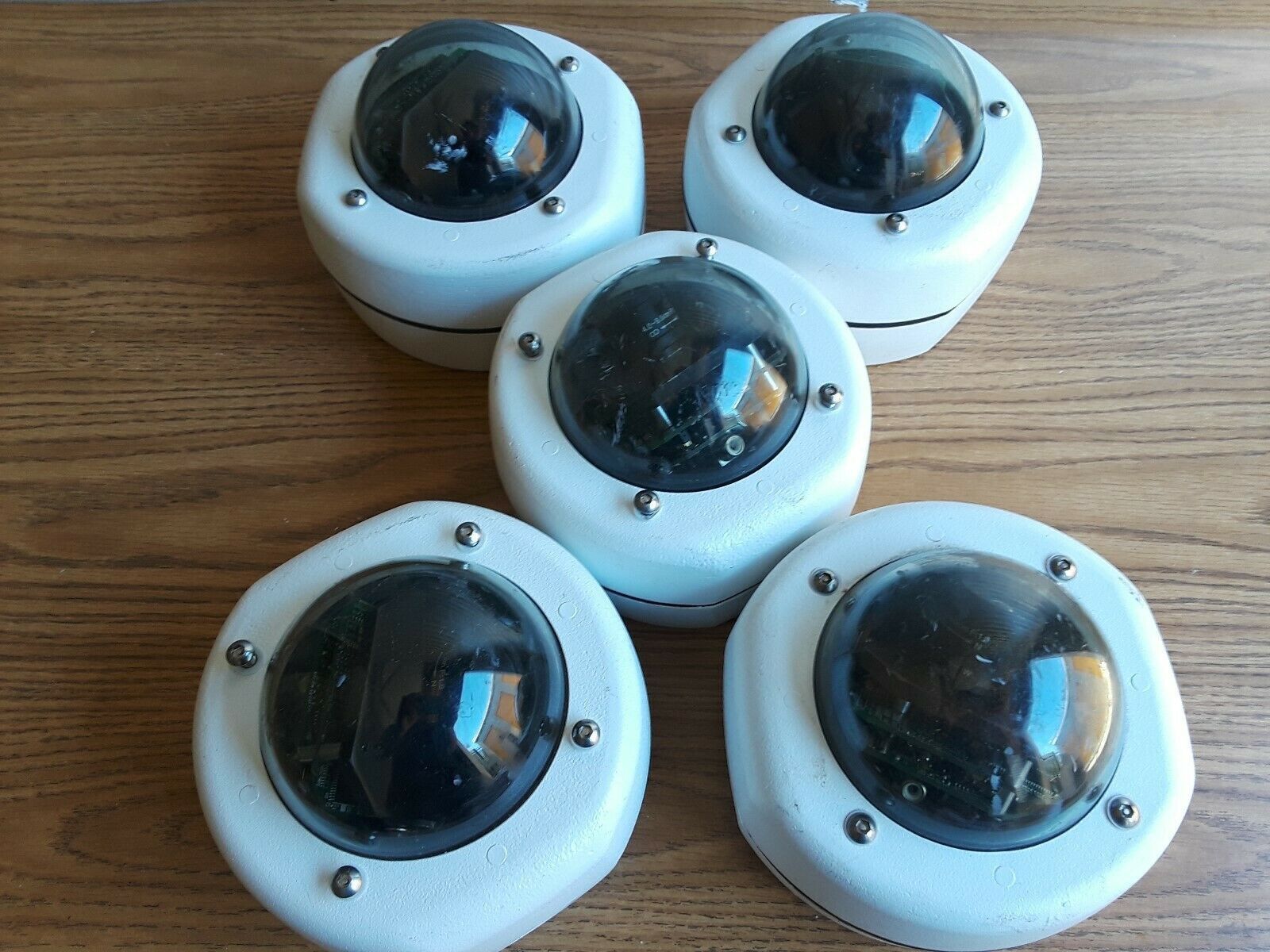 Lot of 5 IQeye 511DV IqinVision WK Vandal Resistant Dome Security Camera