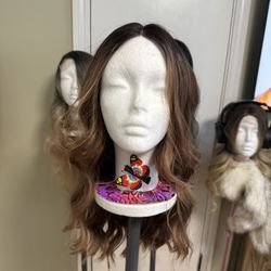 Wig / Bobbi Bee 