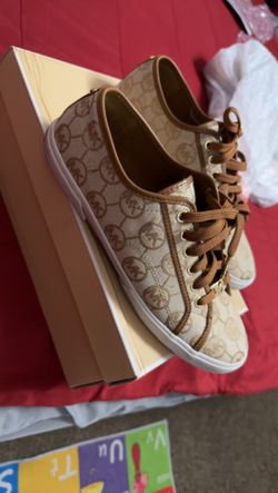Authentic Women's Michael Kors Shoes