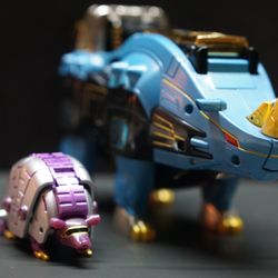  BANDAI DX Megazord PowerRangers Wild Force Sentai Gaoranger Gao Rhinos Armadillo