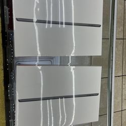 Brand New iPad (9th Generation) WI-FI + Cellular