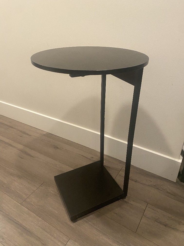 Round End/Side Table That Slide Under Black C Shaped H23.5"