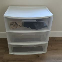 3 Drawer Dresser