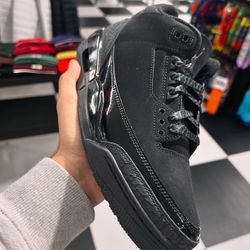 Jordan 3 Black Cat size 10,10.5,11