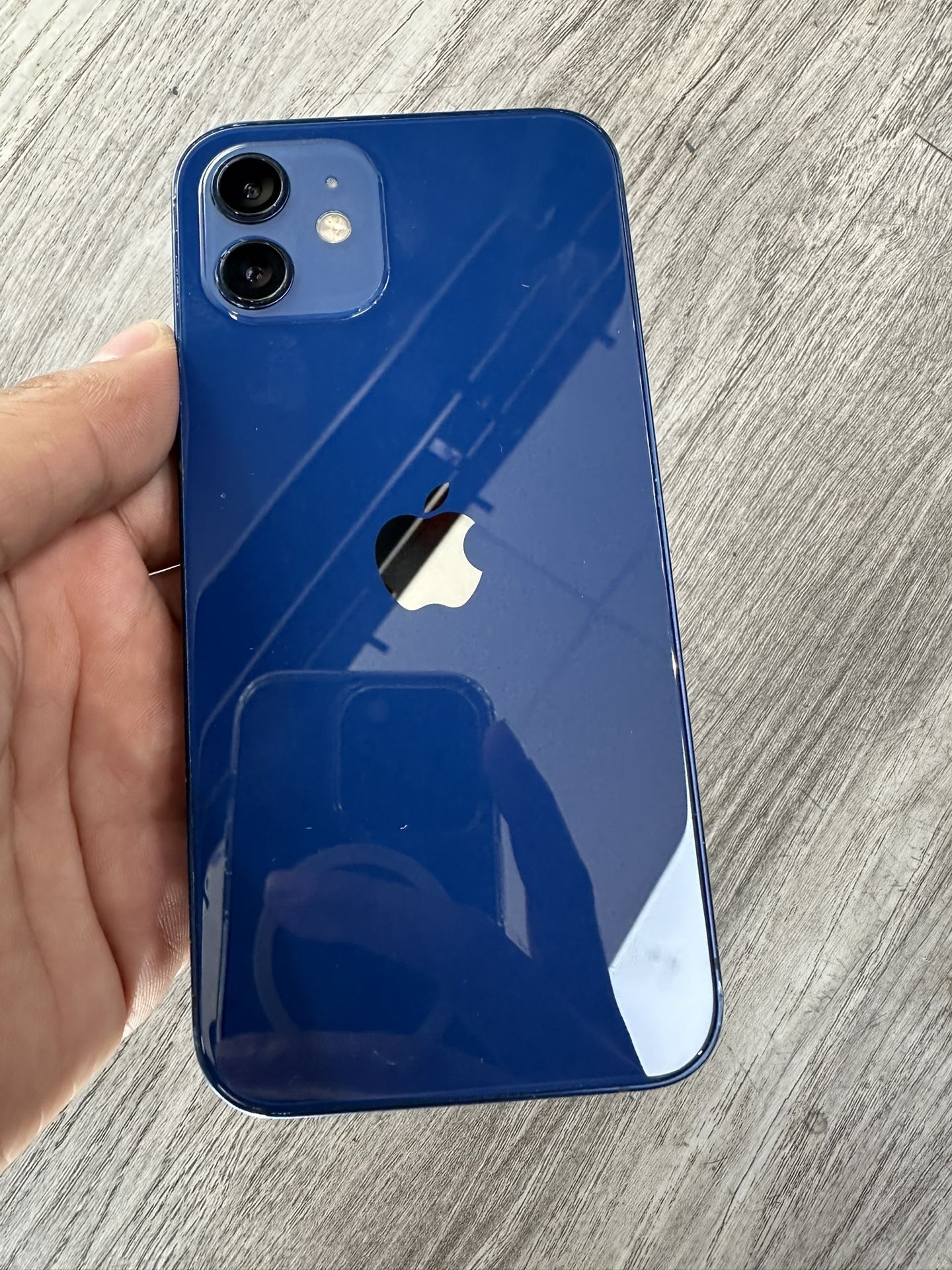 iPhone 12 64GB Unlocked