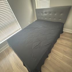 Full Size Bedframe Ans Mattress 