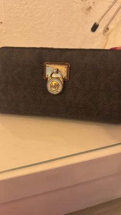 Michael Kors wallet