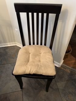 4 seat cushions