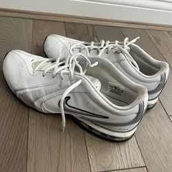 Nike Reax Men’s Size 11 Athletic Shoes! 